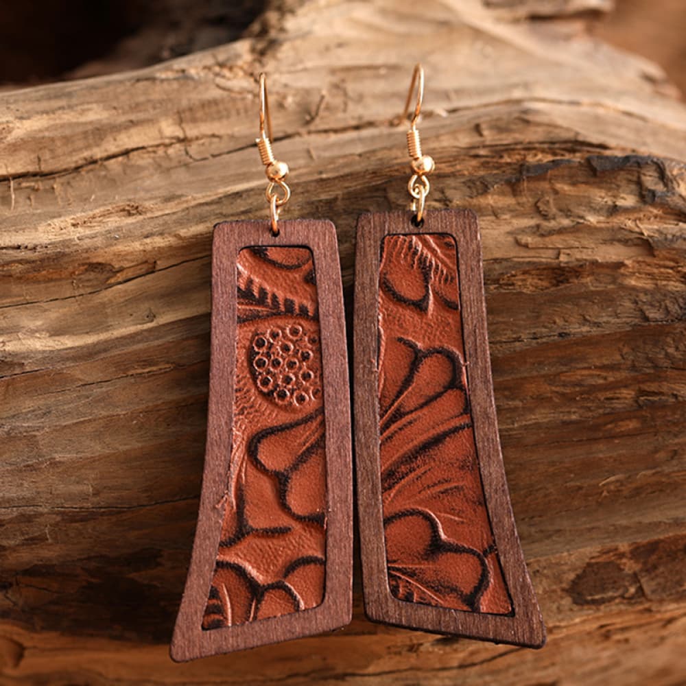 Sienna Geometrical Shape Wooden Dangle Earrings