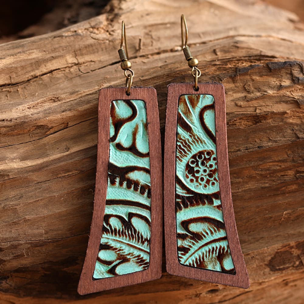 Sienna Geometrical Shape Wooden Dangle Earrings