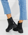 Dark Slate Gray MMShoes What It Takes Lug Sole Chelsea Boots in Black