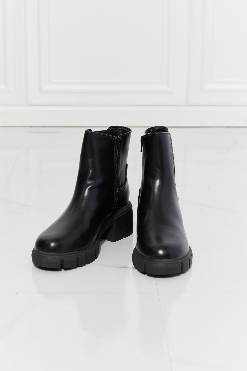 Lavender MMShoes What It Takes Lug Sole Chelsea Boots in Black