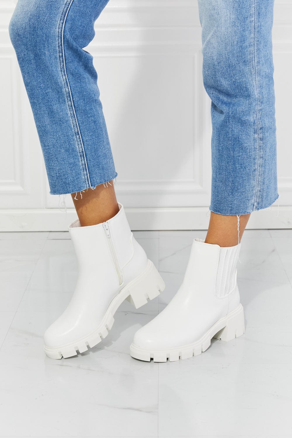 Light Gray MMShoes What It Takes Lug Sole Chelsea Boots in White