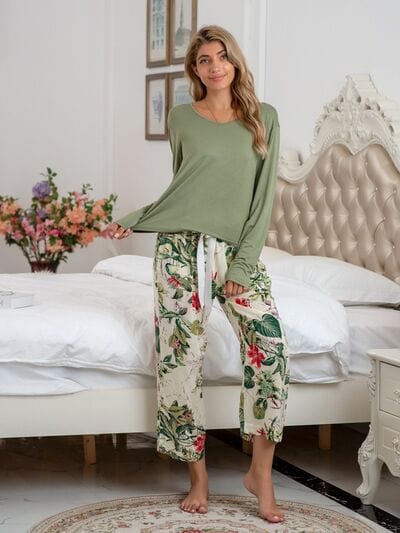 Gray Round Neck Top and Printed Pants Lounge Set