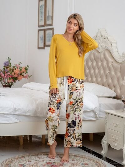 Gray Round Neck Top and Printed Pants Lounge Set