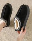 Tan Faux Fur Center-Seam Slippers