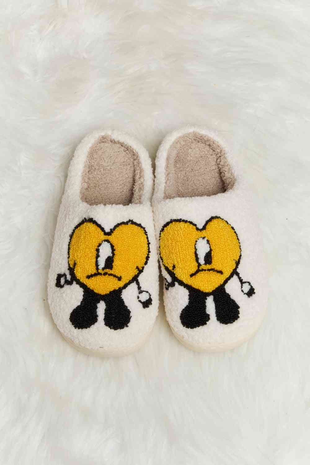 Light Gray Melody Love Heart Print Plush Slippers