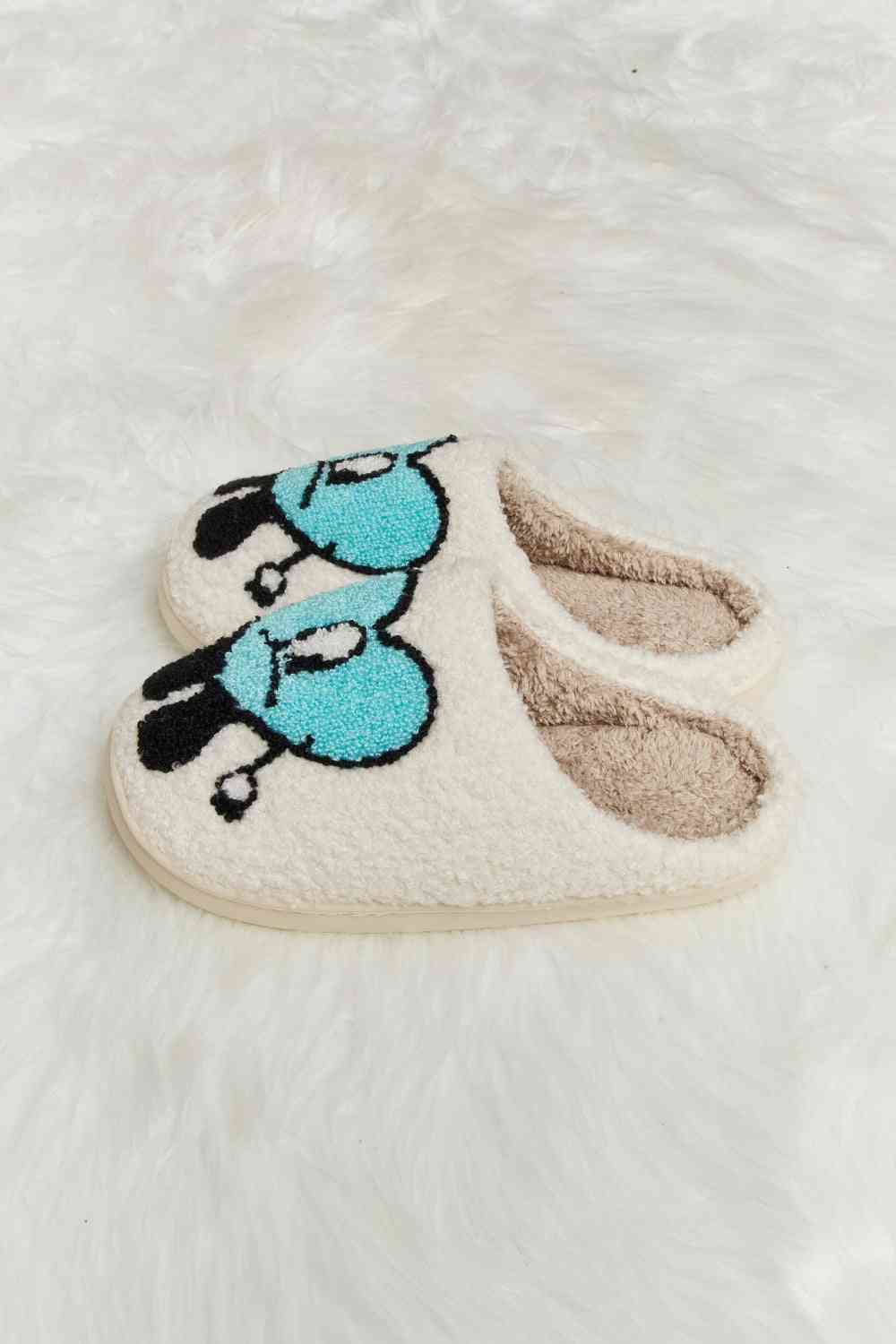 Light Gray Melody Love Heart Print Plush Slippers