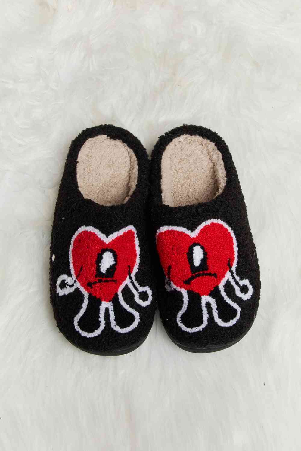 Light Gray Melody Love Heart Print Plush Slippers