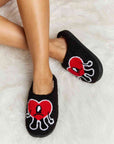 Light Gray Melody Love Heart Print Plush Slippers